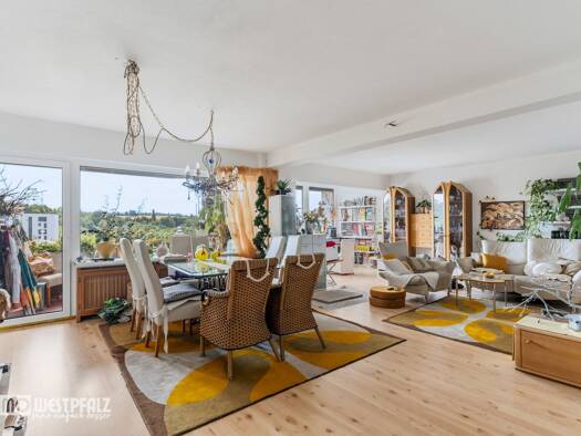 Wohnung zum Kauf 125.000 € 3 Zimmer 115,9 m² 10. Geschoss Innenstadt Pirmasens 66955