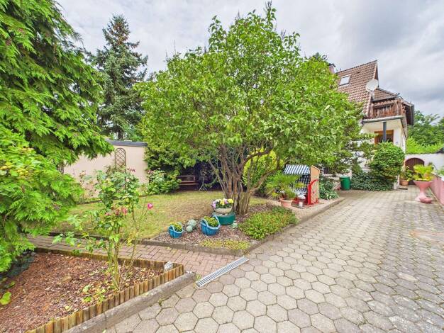 Haus zum Kauf 430.000 € 6 Zimmer 150 m² 950 m² Grundstück Braunschweig Nordstadt 38126