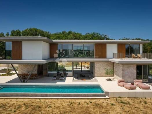 Haus zum Kauf 2.000.000 € 10 Zimmer 400 m² Motovun Motovun