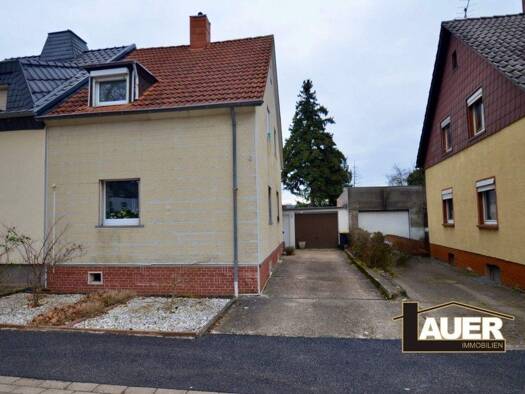 Doppelhaushälfte zum Kauf 249.000 € 6 Zimmer 132 m² 694 m² Grundstück Burbach Saabrücken 66115