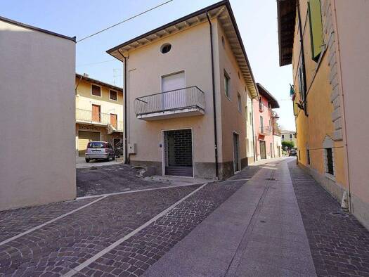 Wohnung zum Kauf 350.000 € 5 Zimmer 249 m² 3. Geschoss frei ab sofort Via Dante Alighieri Moniga del Garda