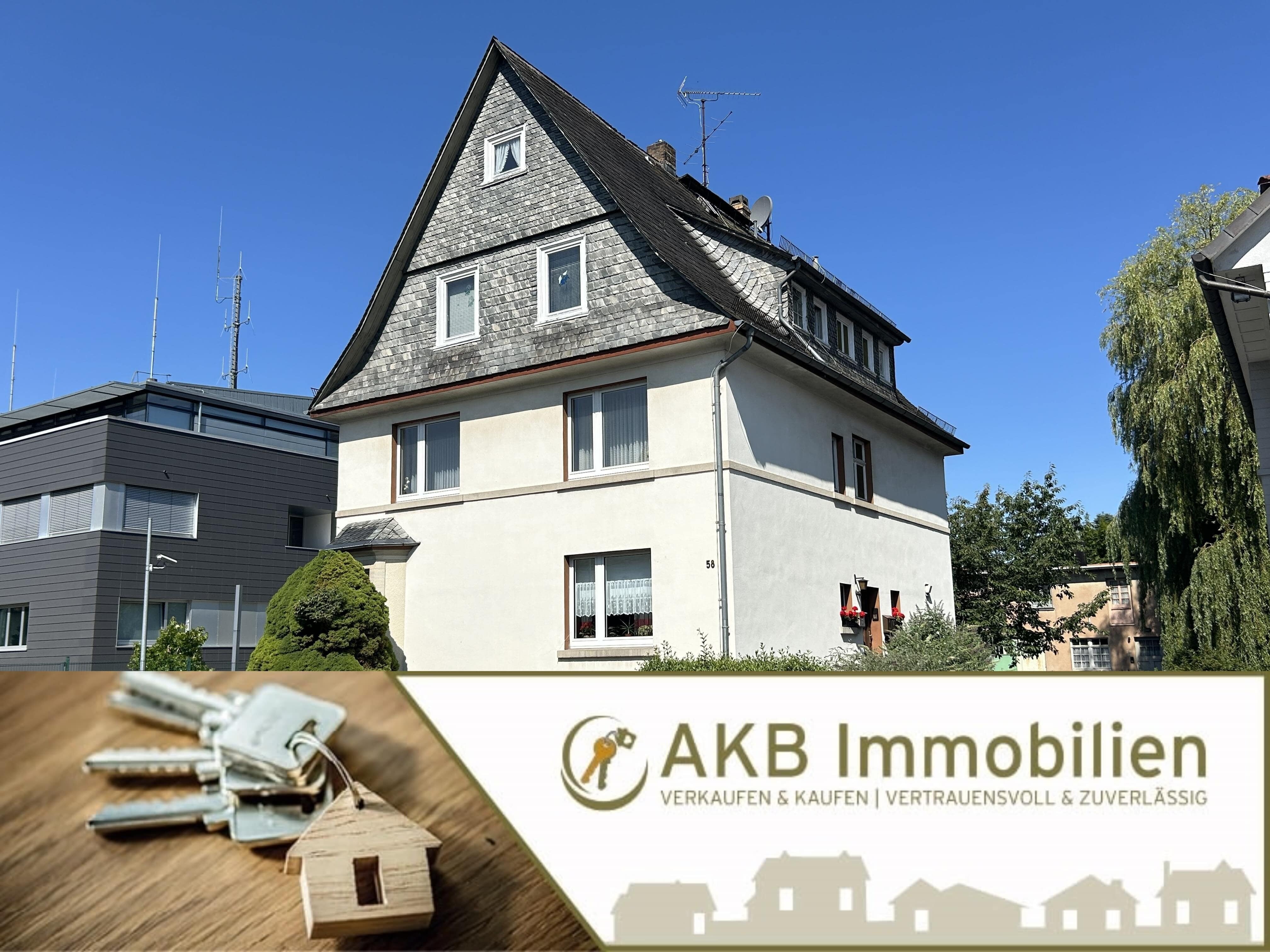 Mehrfamilienhaus zum Kauf 275.000 € 13 Zimmer 322,4 m²<br/>Wohnfläche 784 m²<br/>Grundstück Lauterbach Lauterbach 36341