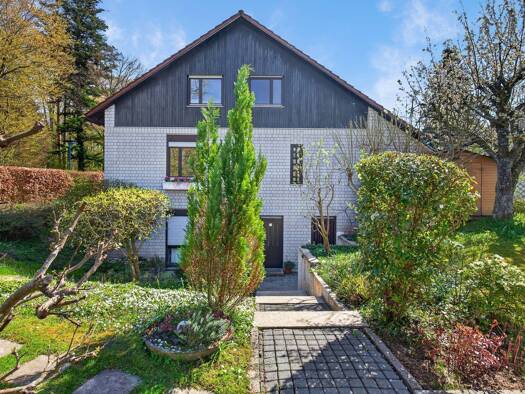 Einfamilienhaus zum Kauf 849.000 € 9 Zimmer 252 m² 1.032 m² Grundstück Etzenrot Waldbronn / Etzenrot 76337