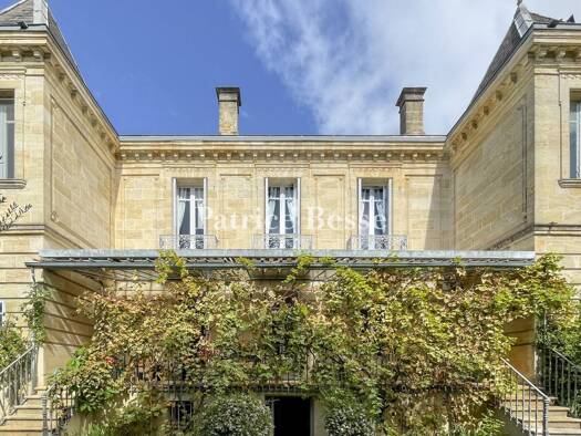 Einfamilienhaus zum Kauf 1.260.000 € 6 Zimmer 186 m² 382 m² Grundstück Centre ville Bordeaux 33000