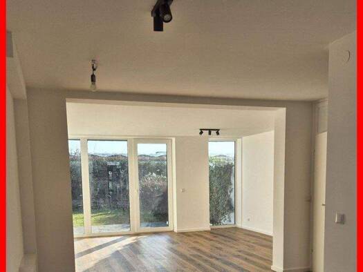 Haus zum Kauf 545.000 € 5 Zimmer 123 m² 292 m² Grundstück Travemünde Lübeck 23570