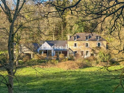 Reihenmittelhaus zum Kauf 638.000 € 9 Zimmer 410 m² 51.385 m² Grundstück Saint-Fiacre 22720