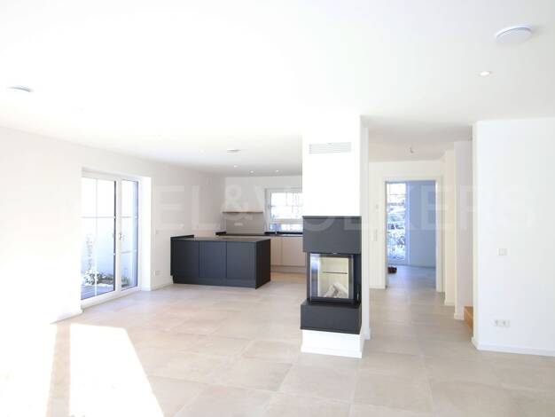 Haus zur Miete - Erstbezug 3.860 € 5 Zimmer 192 m² 389 m² Grundstück frei ab sofort Baldham Vaterstetten 85598
