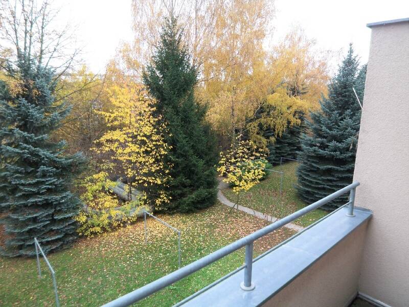 Perfekt geschnittene 3-Raum-Wohnung mit Balkon in Universitätsnähe – Straße nicht freigegeben, 9126 Chemnitz – Vorschaubild 4