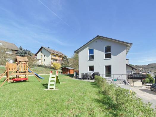Einfamilienhaus zum Kauf 490.000 € 5 Zimmer 124,3 m² 958 m² Grundstück Bad Bocklet Bad Bocklet 97708