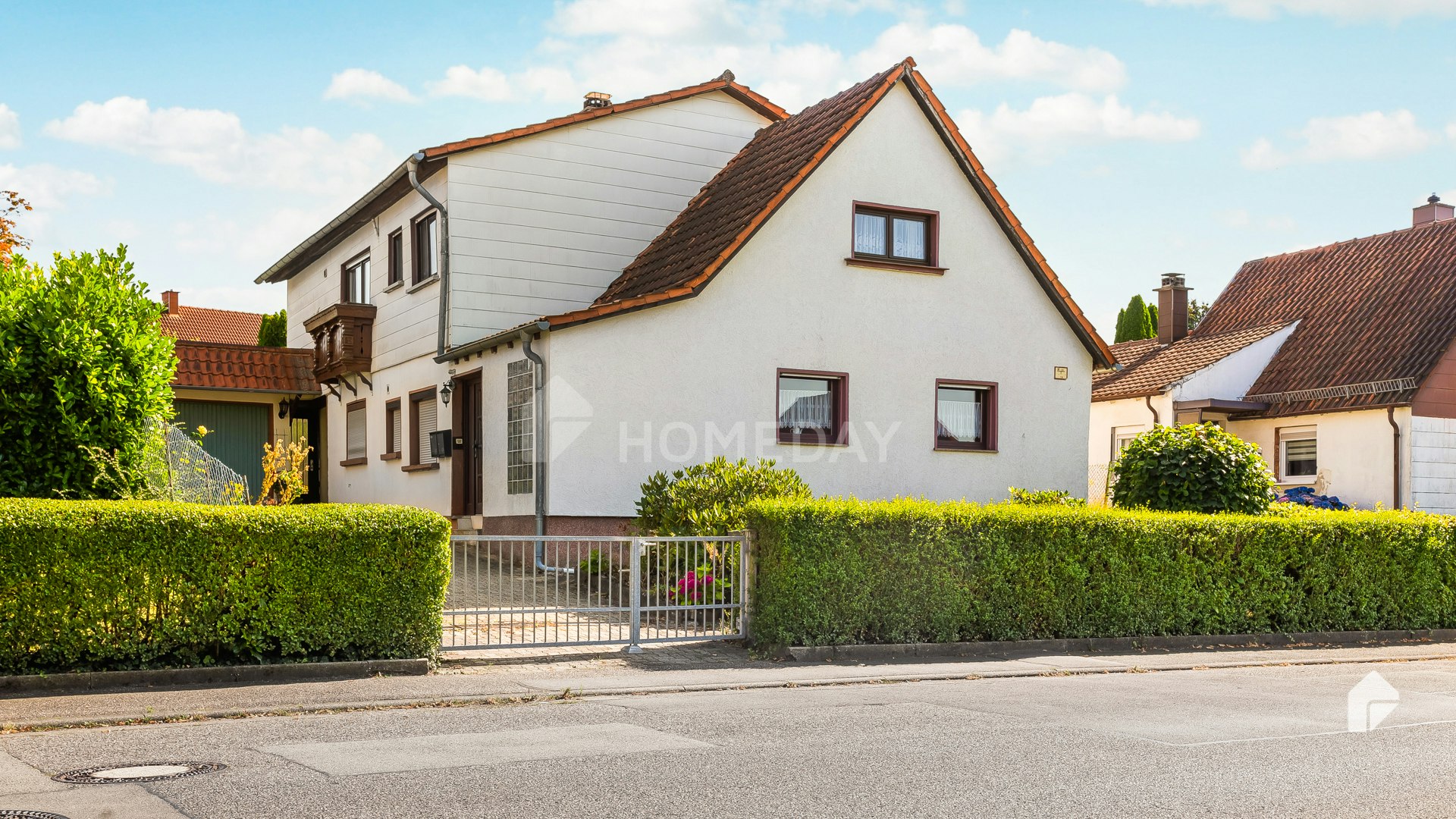 Mehrfamilienhaus zum Kauf 245.000 € 8,5 Zimmer 180 m²<br/>Wohnfläche 1.000 m²<br/>Grundstück ab sofort<br/>Verfügbarkeit Nordöstliches Stadtgebiet - Sommerwald Pirmasens 66953