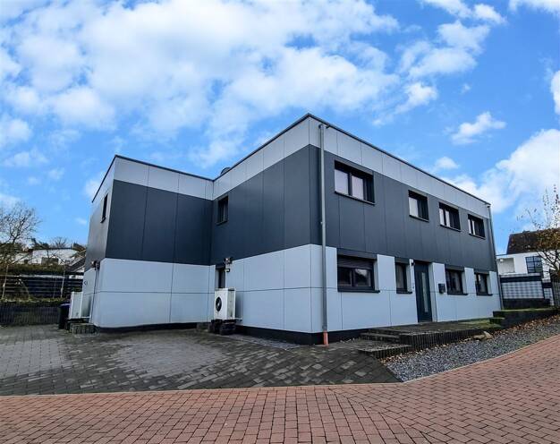 Haus zum Kauf 900.000 € 10 Zimmer 310,2 m² Bruchhof Homburg-Bruchhof 66424