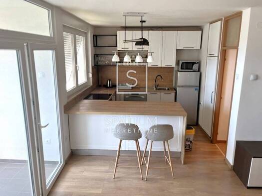 Wohnung zur Miete 800 € 3 Zimmer 63 m² 2. Geschoss Turnic, Rijeka Turnic - Podmurvice