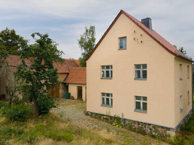 Einfamilienhaus zum Kauf 265.000 € 7 Zimmer 135 m² 920 m² Grundstück Steinbach b Moritzburg Moritzburg 01468