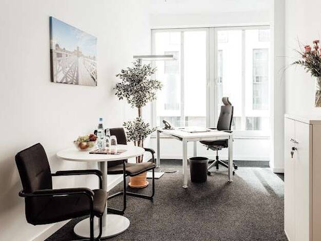 Bürofläche zur Miete provisionsfrei 12 m² Bürofläche teilbar ab 7 m² Bertha-Benz-Straße 5 Moabit Berlin 10557