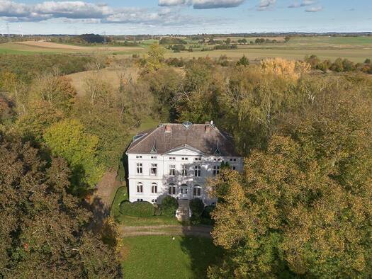 Immobilie zum Kauf 1.950.000 € 20 Zimmer 695 m² 17.617 m² Grundstück Mönkhagen Mönkhagen 23619