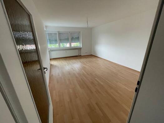 Wohnung zur Miete 579 € 3 Zimmer 69,1 m² 3. Geschoss frei ab sofort Isarstr. 39 Reinhausen Regensburg 93057