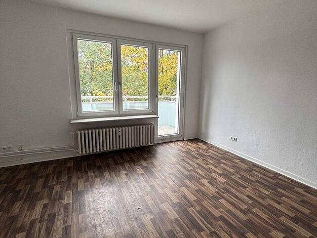 Wohnung zur Miete 397 € 3,5 Zimmer 60,1 m² 2. Geschoss Marxloh Duisburg 47169
