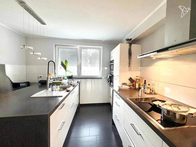 Doppelhaushälfte zum Kauf 859.000 € 6 Zimmer 263 m² 482 m² Grundstück frei ab sofort Bischofsheim Maintal 63477