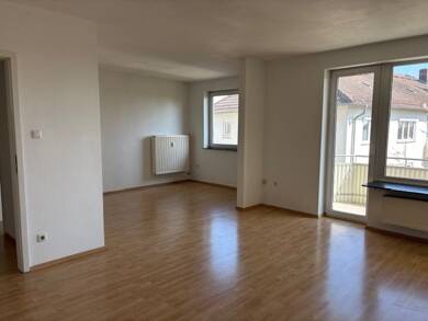 Wohnung zur Miete 900 € 3 Zimmer 85,5 m² Geschoss 3/3 West Kassel 34119