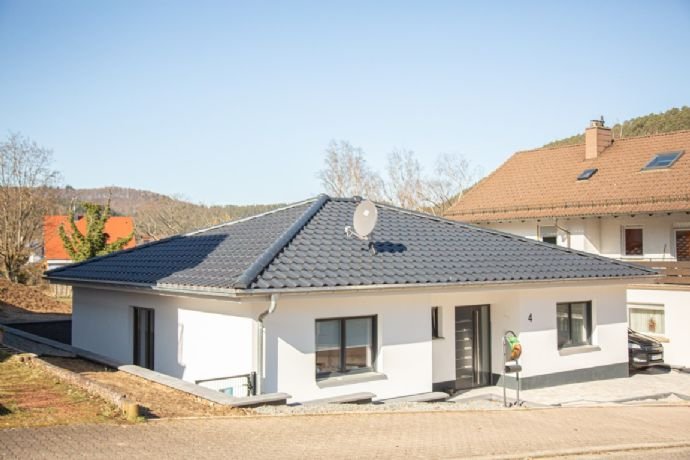 Bungalow zum Kauf 349.000 € 3 Zimmer 103 m²<br/>Wohnfläche 841 m²<br/>Grundstück ab sofort<br/>Verfügbarkeit Walshausen 66484