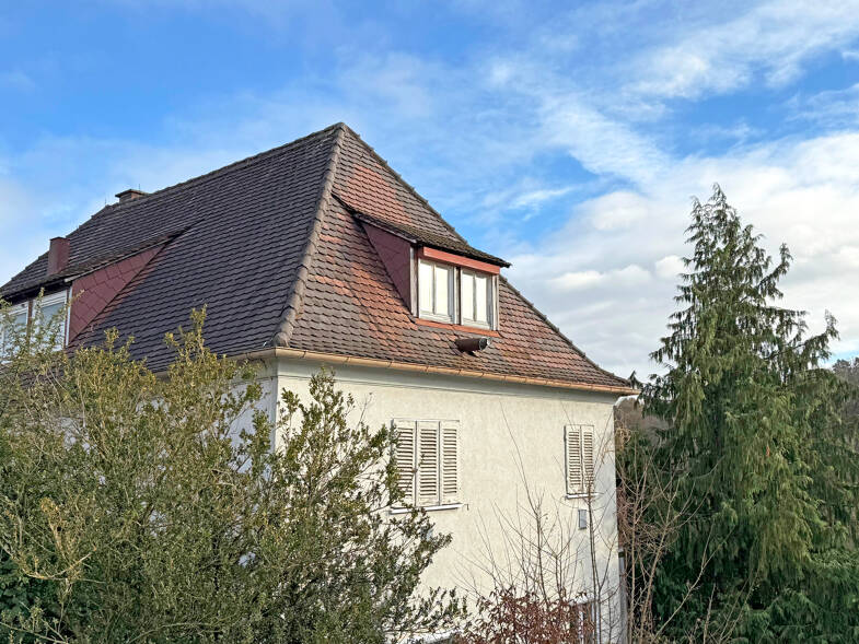 Haus zum Kauf 1.290.000 € 13 Zimmer 261 m² 1.005 m² Grundstück Botnang Stuttgart 70195