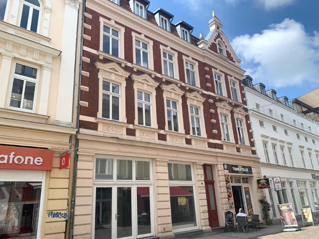 Wohnung zur Miete 700 € 3 Zimmer 93,5 m²<br/>Wohnfläche 01.02.2025<br/>Verfügbarkeit Altstadt Güstrow 18273