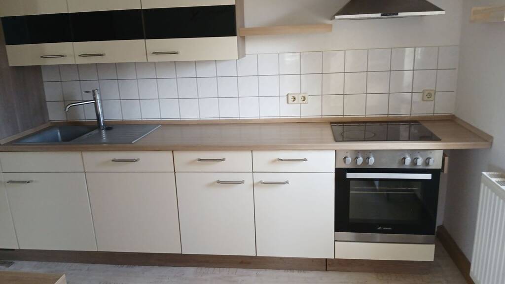 Wohnung zur Miete 292 € 2 Zimmer 60 m² Geschoss 1/3 frei ab sofort Frohnsdorf 04603