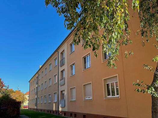 Wohnung zur Miete 258 € 2 Zimmer 52,1 m² 1. Geschoss frei ab 01.11.2026 Pestalozzistraße 4a Hoyerswerda 02977