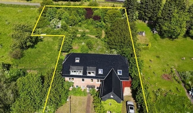 Mehrfamilienhaus zum Kauf als Kapitalanlage geeignet 370.000 € 12 Zimmer 300 m²<br/>Wohnfläche 2.360 m²<br/>Grundstück Feusdorf 54584