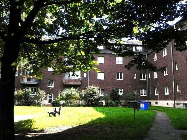 Wohnung zur Miete 803 € 2,5 Zimmer 72 m² 3. Geschoss frei ab 01.04.2026 Im Hederichsfeld 86 Opladen Leverkusen 51379