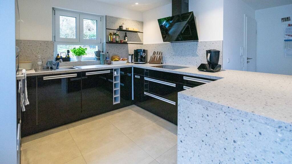 Wohnung zur Miete 950 € 3 Zimmer 92 m² EG Westerheim 72589