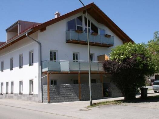 Wohnung zur Miete 760 € 2 Zimmer 53 m² Geschoss 2/3 frei ab 01.05.2026 Au b Bad Aibling Bad Feilnbach 83075