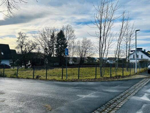 Grundstück zum Kauf 425.000 € 978 m² Grundstück Buttenheim 96155