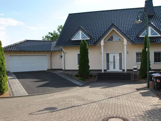 Einfamilienhaus zum Kauf 639.900 € 6 Zimmer 278,1 m² 1.151 m² Grundstück Gierschnach 56294