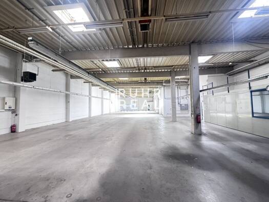 Lagerhalle zur Miete provisionsfrei 6,25 € 730 m² Lagerfläche teilbar ab 730 m² Mitte Mülheim an der Ruhr 45468