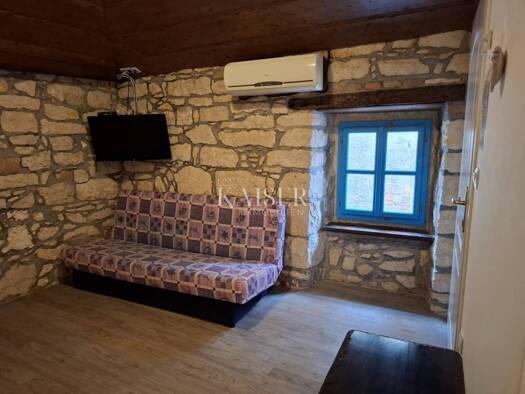 Wohnung zum Kauf 110.000 € 2 Zimmer 29 m² 1. Geschoss Susak, Mali Losinj Mali Lošinj