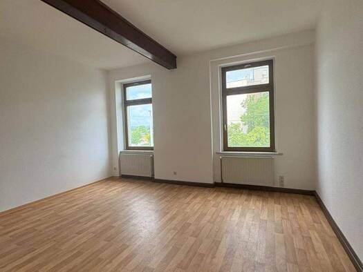 Wohnung zur Miete 285 € 2 Zimmer 57 m² Haselbrunn Plauen 08525