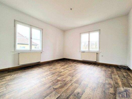 Wohnung zur Miete 330 € 2 Zimmer 57,2 m² 1. Geschoss frei ab 01.02.2026 Zittau 02763