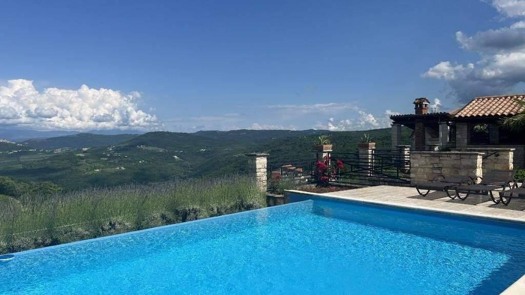 Haus zum Kauf 5 Zimmer 500 m² Vizinada