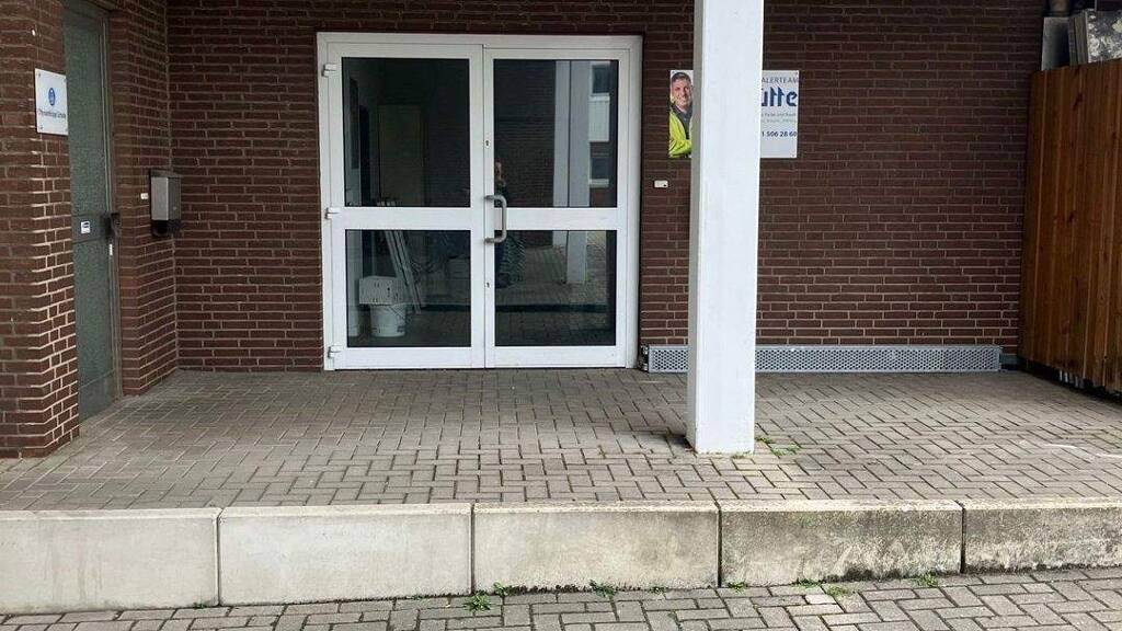 Bürogebäude zur Miete 990 € 138,3 m² Bürofläche Albert-Brickwedde-Straße 8-9 Fledder Osnabrück 49084