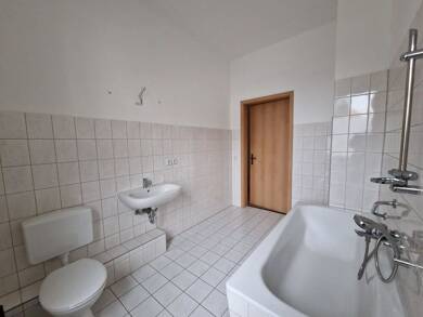 Wohnung zur Miete 385 € 2 Zimmer 55 m² EG Leipziger Vorstadt 21 EG Peißen Pegau 04523