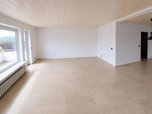 Wohnung zur Miete 780 € 3 Zimmer 89,9 m² Geschoss 3/4 frei ab 01.09.2026 Tränkebergstraße 3 Rotenburg Rotenburg an der Fulda 36199