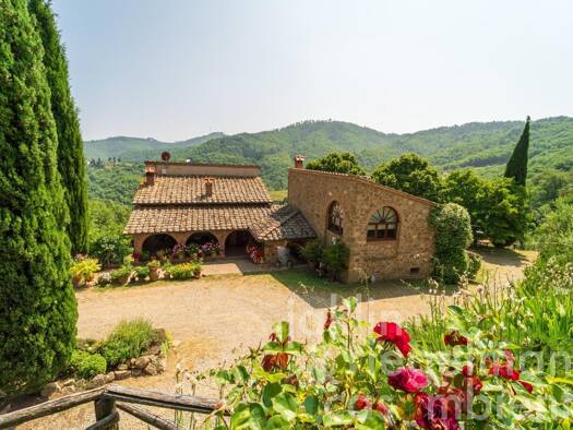 Haus zum Kauf 820.000 € 330 m² 309.180 m² Grundstück Gaiole in Chianti 53013