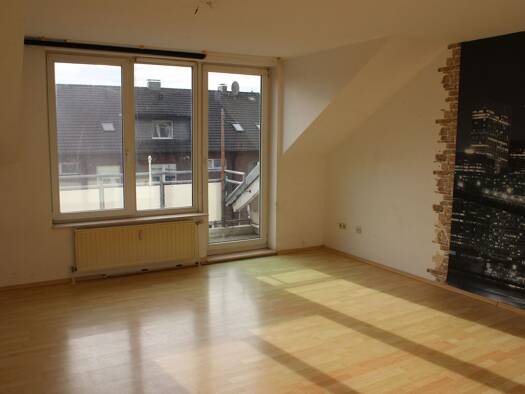 Wohnung zur Miete nur mit Wohnberechtigungsschein 344 € 3 Zimmer 70,5 m² 3. Geschoss frei ab 01.10.2025 Friemersheim Duisburg 47229