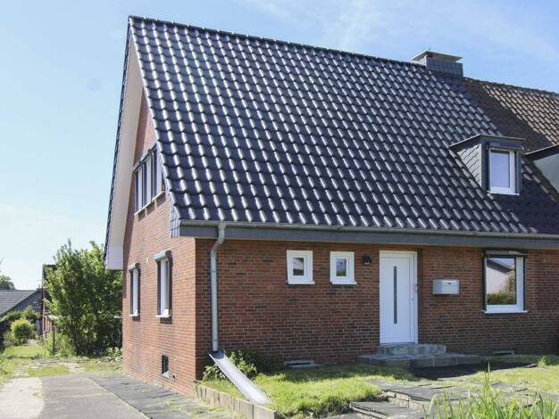 Doppelhaushälfte zum Kauf 175.000 € 4 Zimmer 91,1 m² 546 m² Grundstück Albersdorf 25767