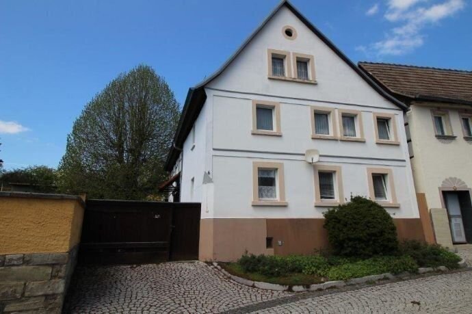 Bauernhaus zum Kauf 67.500 € 7 Zimmer 138 m²<br/>Wohnfläche 1.500 m²<br/>Grundstück ab sofort<br/>Verfügbarkeit Julius Sturm Straße Bad Köstritz Bad Köstritz 07586