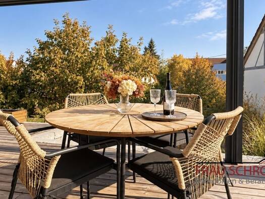 Einfamilienhaus zum Kauf 869.000 € 5,5 Zimmer 219 m² 450 m² Grundstück Hilzingen Hilzingen 78247