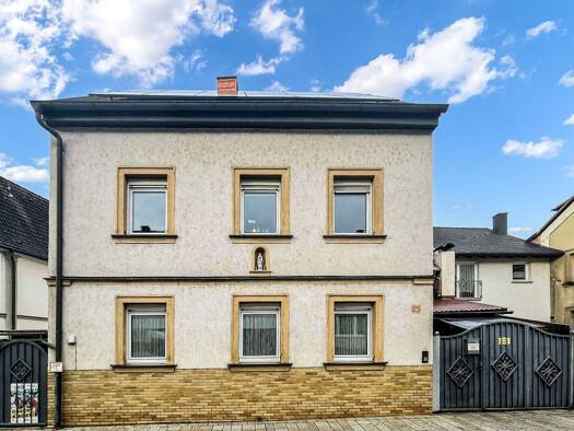 Mehrfamilienhaus zum Kauf 590.000 € 9 Zimmer 198 m² 195 m² Grundstück Hallstadt 96103