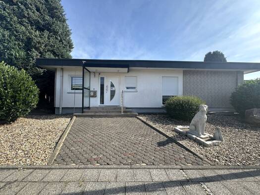 Bungalow zum Kauf 380.000 € 3 Zimmer 123 m² 881 m² Grundstück Kaster Bedburg 50181