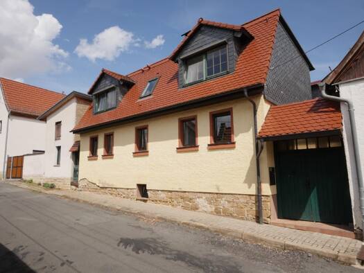 Einfamilienhaus zum Kauf 120.000 € 6,5 Zimmer 180 m² 885 m² Grundstück Raupengasse 3 Buttelstedt Buttelstedt 99439